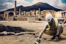 Pompeii: The New Dig: Escape: TVSS: Iconic