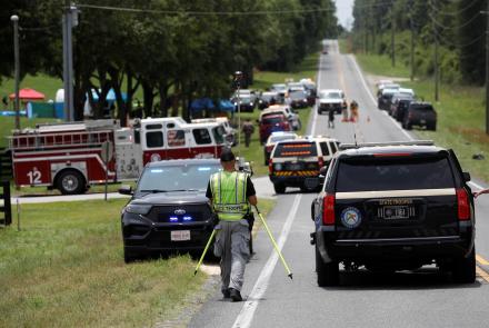 News Wrap: Farmworker bus crash kills at least 8 in Florida: asset-mezzanine-16x9