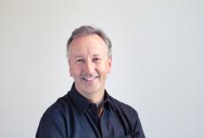 Paul Agnew by Oscar Ortega, rsbartists.com