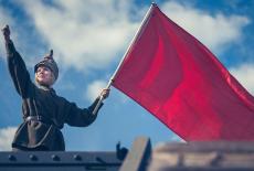 Lucy Worsley's Royal Myths & Secrets: TVSS: Iconic