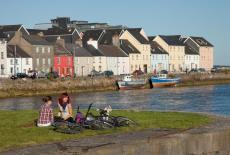 Rick Steves' Europe: The Best of West Ireland: Dingle, Galway and the Aran Islands: TVSS: Iconic