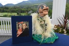 Antiques Roadshow: Omni Mount Washington Resort Hour 1: TVSS: Iconic