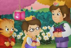 Daniel Tiger's Neighborhood: Fruit Picking Day; Daniel Is Big Enough to Help Dad: TVSS: Iconic