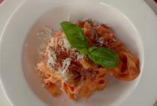Sara's Weeknight Meals: Bounty of Parma: TVSS: Iconic