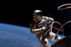 American Experience: Chasing the Moon: Earthrise: TVSS: Iconic
