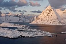 Wild Scandinavia: Life on the Edge: TVSS: Iconic