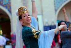 Bare Feet With Mickela Mallozzi: Uzbekistan: TVSS: Iconic