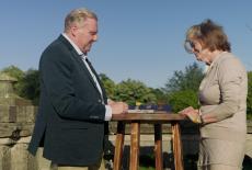 Antiques Roadshow: Crystal Palace Park, London 2: TVSS: Iconic