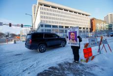 Civil rights trial continues for three Minneapolis police officers in deadly Floyd arrest, in St. Paul