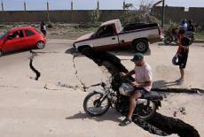 Aftermath of earthquakes in La Guaira
