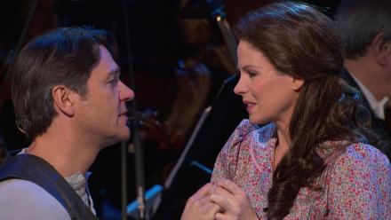 "The Bench Scene" from Rodgers & Hammerstein's Carousel: asset-mezzanine-16x9