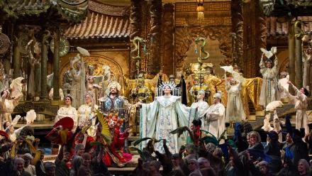 Christine Goerke sings "In questia reggia": asset-mezzanine-16x9