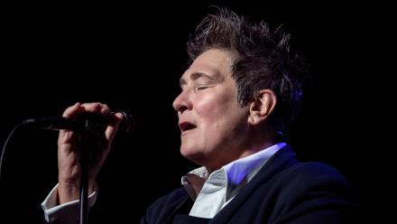 Season of Hollow Soul - k.d. lang at the Majestic Theatre: asset-mezzanine-16x9
