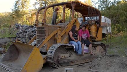 Classroom Clip: Taos and Abby: asset-mezzanine-16x9