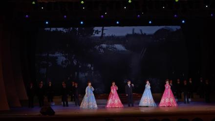 Crossings | Fear of War, Past and Present: asset-mezzanine-16x9