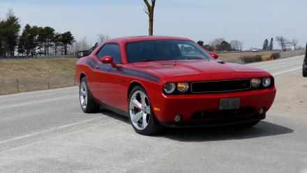2012 Challenger and 1973 Barracuda: asset-mezzanine-16x9