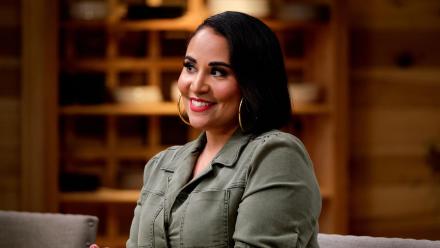 Whats the Best Handheld Food: asset-mezzanine-16x9