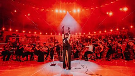 RAYE: Live at the Royal Albert Hall Preview: asset-mezzanine-16x9