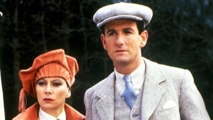 The Affair of the Pink Pearl: asset-mezzanine-16x9