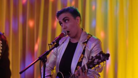 The Story: BACK TO THE ROOTS: asset-mezzanine-16x9