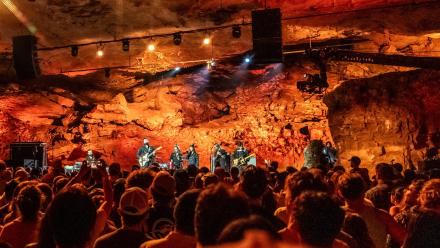 Shakey Graves: asset-mezzanine-16x9