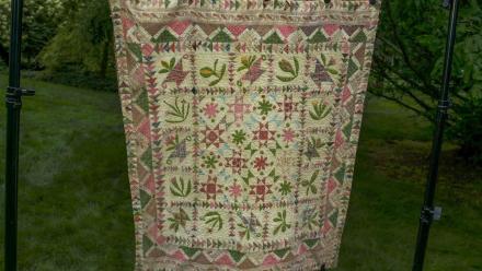 Appraisal: Child’s Pieced & Appliquéd Quilt, ca. 1850: asset-mezzanine-16x9