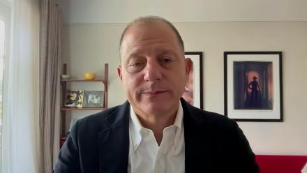 The Trump Administration’s “Terrifying” Cuts to U.S. Cancer Research: asset-mezzanine-16x9