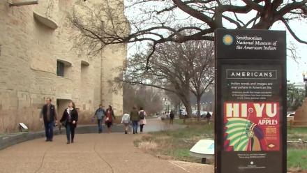 Citizen historians document exhibits under Trump scrutiny: asset-mezzanine-16x9