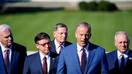 Congress, White House refusing to compromise on shutdown: asset-mezzanine-16x9