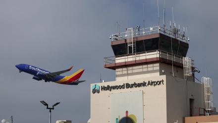 Airports face delays as shutdown deepens ATC staffing woes: asset-mezzanine-16x9