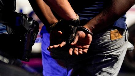 ICE detains man married to U.S. citizen: asset-mezzanine-16x9