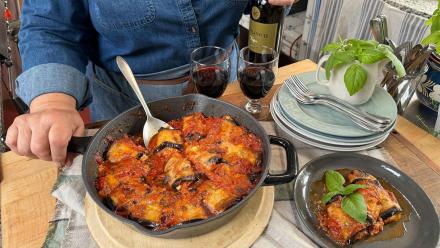 Dinner and a Song: asset-mezzanine-16x9