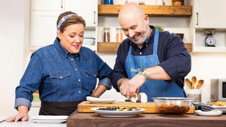 New England Sandwiches: asset-mezzanine-16x9