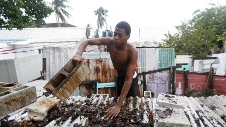 Hurricane Melissa nears landfall in Jamaica as Cat. 5 storm: asset-mezzanine-16x9