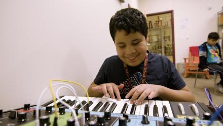 Texas Monthly Presents: SCHOOL OF SYNTH: asset-mezzanine-16x9