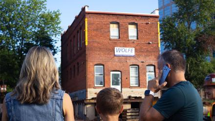 History on the Move: asset-mezzanine-16x9