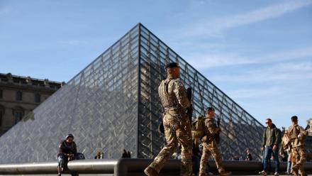 Art crime investigator breaks down brazen Louvre heist: asset-mezzanine-16x9