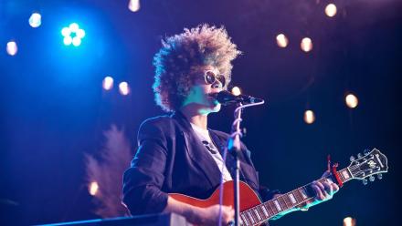 Chastity Brown feat. Humbird: asset-mezzanine-16x9