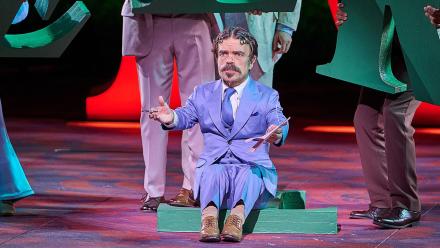 Malvolio (Peter Dinklage) Attempts to Woo Olivia (Sandra Oh): asset-mezzanine-16x9