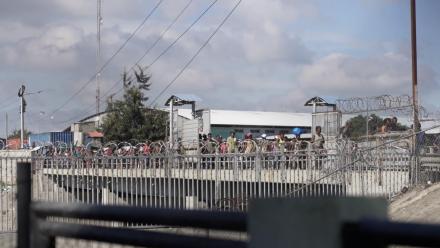 Haitians deported after fleeing to Dominican Republic: asset-mezzanine-16x9