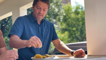 NYC/Little Dominican Republic: Tres Golpes: asset-mezzanine-16x9