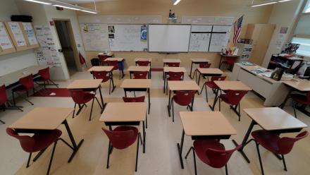 Teachers, parents weigh benefits and risks of AI in schools: asset-mezzanine-16x9