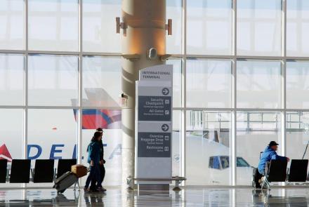 How Airport Design Helps People Flow in Airports: asset-mezzanine-16x9