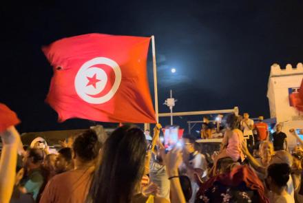 Understanding Tunisia's crisis of democracy: asset-mezzanine-16x9