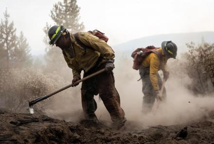 News Wrap: Firefighters contain 80% of Oregon Bootleg Fire: asset-mezzanine-16x9