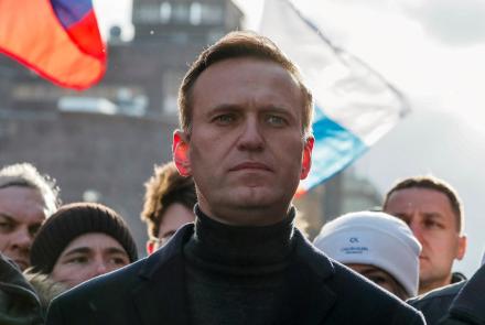 News Wrap: New trial begins for Russian opposition leader: asset-mezzanine-16x9