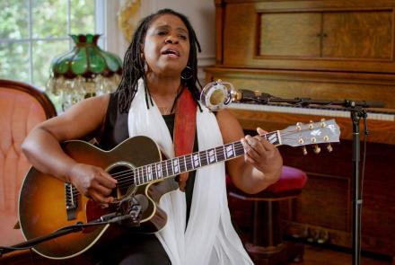 Ruthie Foster - “Ring of Fire”: asset-mezzanine-16x9