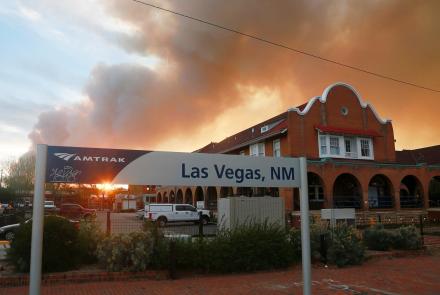 New Mexico struggles against raging wildfires: asset-mezzanine-16x9