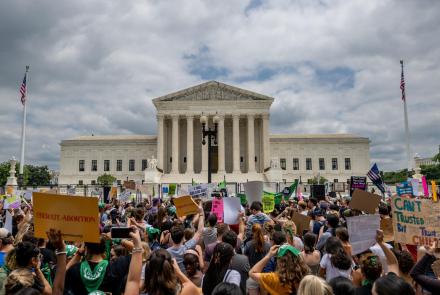 How the Supreme Court rewrote national abortion law: asset-mezzanine-16x9