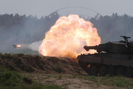 News Wrap: Poland steps up pressure to send tanks to Ukraine: asset-mezzanine-16x9